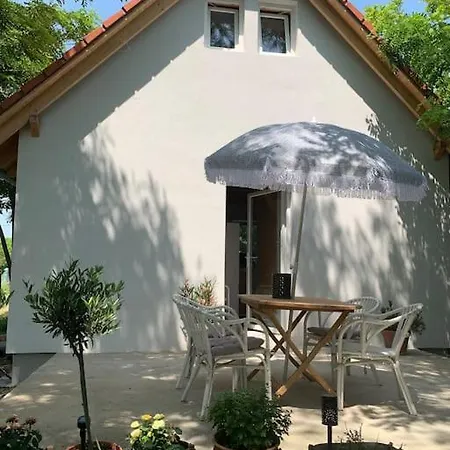 Akacliget Vendeghaz Holiday home