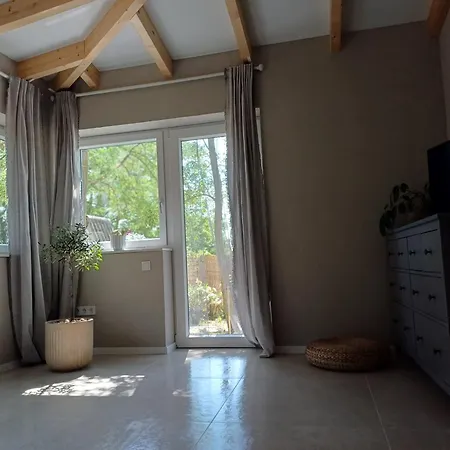 Akacliget Vendeghaz Feriehus Zamárdi